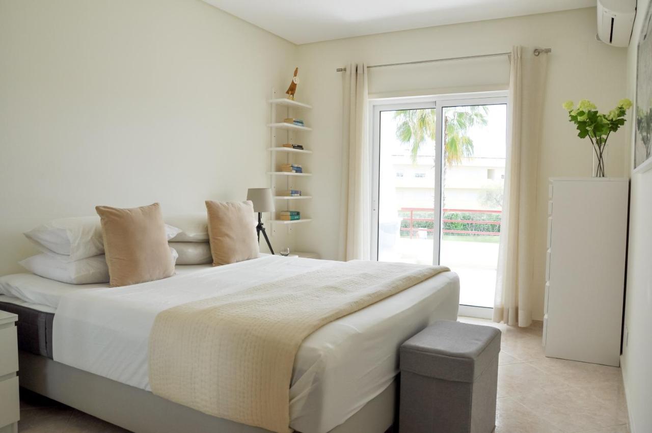 Lovelystay - 2Br Modern, Pool Access, Close To Marina & Beach Куартейра Екстериор снимка